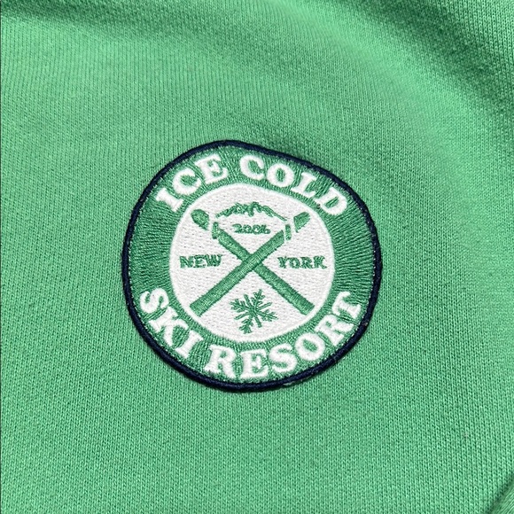 Aerie Green Crewneck Sweatshirt Ice Cold Ski Resort Patch XS - Picture 3 of 6